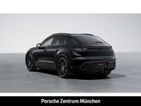 Gebraucht Porsche Macan 300 kW (408 PS) 2025 Tiefschwarzmetallic SUV