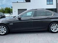 Gebraucht BMW 520 190 PS (139 kW) 2016 Braun Limousine