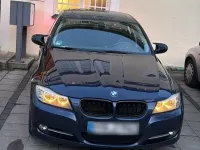 Gebraucht BMW 318 143 PS (105 kW) 2011 Blau Limousine