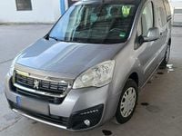 Gebraucht Peugeot Partner Tepee 120 PS (88 kW) 2017 Grau Van / Kleinbus