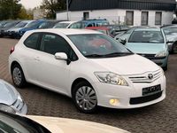 Gebraucht Toyota Auris Life+ 99 PS (72 kW) 2011 Weiß Kleinwagen