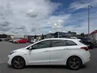 Gebraucht Hyundai i30 YES! 135 PS (99 kW) 2016 Polar white Kombi