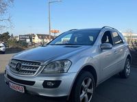Gebraucht Mercedes ML320 224 PS (164 kW) 2007 Silber SUV