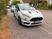 Gebraucht Ford Fiesta ST 182 PS (133 kW) 2014 Weiß Kleinwagen