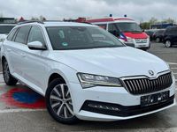 Gebraucht Skoda Superb 150 PS (110 kW) 2022 Weiß Kombi