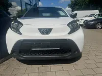 Gebraucht Toyota Aygo X X-play 72 PS (52 kW) 2023 Super white 2 SUV
