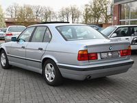Second-hand BMW 520 150 CP (110 kW) 1995 Argintiu Break