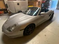 Begagnad Porsche Boxster 320 HK (235 kW) 1999 Silver Cab