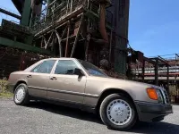 Gebraucht Mercedes E260 166 PS (122 kW) 1988 Andere farben Limousine