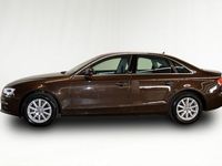 Second-hand Audi A4 Attraction 177 CP (130 kW) 2012 Maro Berlinǎ