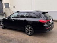 Gebraucht Mercedes C220 197 PS (144 kW) 2023 Schwarz Kombi