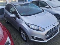 Gebraucht Ford Fiesta SYNC Edition 101 PS (74 kW) 2014 Polarsilber Limousine
