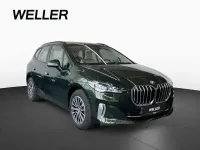 Gebraucht BMW 223 Active Tourer Luxury Line 211 PS (155 kW) 2025 Sanremo green metallic (grün) Van / Kleinbus