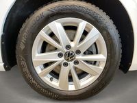 Gebraucht VW Touran Comfortline 150 PS (110 kW) 2023 Weiß Van / Kleinbus