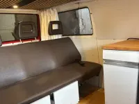 Begagnad VW Multivan 82 HK (60 kW) 1984 Röd Minibuss