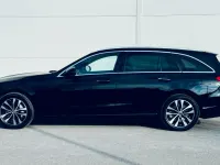 Gebraucht Mercedes C300e Avantgarde 313 PS (230 kW) 2022 Schwarz Kombi