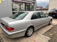 gebraucht Mercedes E200 CLASSIC Automatik TÜV NEU