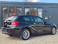 Gebraucht BMW 114 Advantage 102 PS (75 kW) 2012 Schwarz Kleinwagen