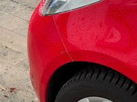 Gebraucht Toyota Yaris 69 PS (50 kW) 2008 Rot Limousine