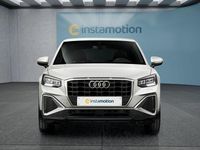 Gebraucht Audi Q2 S-Line 150 PS (110 kW) 2024 Silber SUV