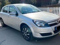 Gebraucht Opel Astra 90 PS (66 kW) 2004 Silber Kombi