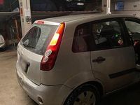 Gebraucht Ford Fiesta 2006 Grau Kleinwagen
