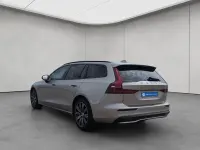 Gebraucht Volvo V60 145 PS (106 kW) 2025 Kombi
