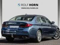 Gebraucht BMW 530e iPerformance 292 PS (214 kW) 2022 Arctic race blue metallic Limousine