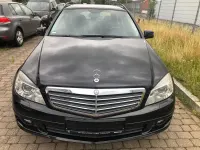 Gebraucht Mercedes C200 184 PS (135 kW) 2009 Schwarz Limousine
