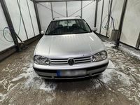 Gebraucht VW Golf IV 68 PS (50 kW) 2004 Silber Kombi