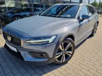 Gebraucht Volvo V60 CC 145 PS (106 kW) 2023 Kombi