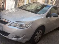 Gebraucht Opel Astra 140 PS (102 kW) 2011 Silber Kombi