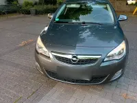 Gebraucht Opel Astra 90 PS (66 kW) 2012 Braun Kleinwagen