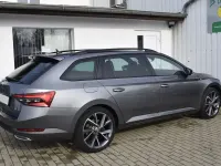 Gebraucht Skoda Superb SportLine 200 PS (147 kW) 2024 Grau Kombi