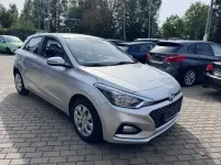 Gebraucht Hyundai i20 Select 75 PS (55 kW) 2019 Silber Kleinwagen