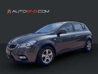 Gebraucht Kia Ceed Vision 90 PS (66 kW) 2010 Silber Kleinwagen