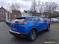 Gebraucht Peugeot e-2008 Active 100 kW (136 PS) 2020 Blau SUV