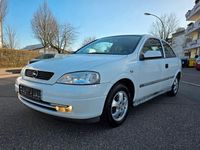 Gebraucht Opel Astra Edition 101 PS (74 kW) 1999 Weiß Limousine