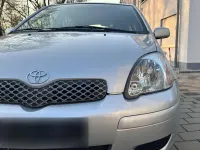 Gebraucht Toyota Yaris 68 PS (50 kW) 2004 Silber Kleinwagen
