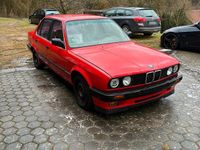 Gebraucht BMW 316 99 PS (72 kW) 1990 Rot Limousine