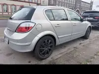Gebraucht Opel Astra 105 PS (77 kW) 2005 Limousine
