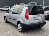 Gebraucht Skoda Roomster Plus Edition 86 PS (63 kW) 2013 Silber Van / Kleinbus