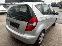 Gebraucht Mercedes A160 95 PS (69 kW) 2009 Silber Kleinwagen