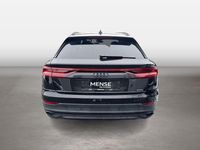 Gebraucht Audi Q8 Ambiente 340 PS (250 kW) 2023 Mythosschwarz SUV