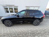 Gebraucht Volvo XC60 Plus 197 PS (144 kW) 2022 Schwarz SUV