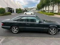 Gebraucht Mercedes 300 180 PS (132 kW) 1991 Schwarz Coupé