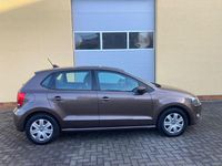 Gebraucht VW Polo 75 PS (55 kW) 2012 Braun Kleinwagen
