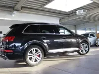 Gebraucht Audi SQ7 Sport 435 PS (319 kW) 2017 Orcaschwarz metallic SUV