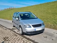 Usata VW Touran 105 CV (77 kW) 2004 Argento Monovolume