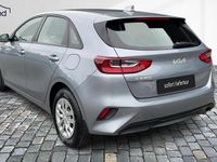Neu Kia Ceed Best 140 PS (102 kW) 2025 Weiß Kleinwagen